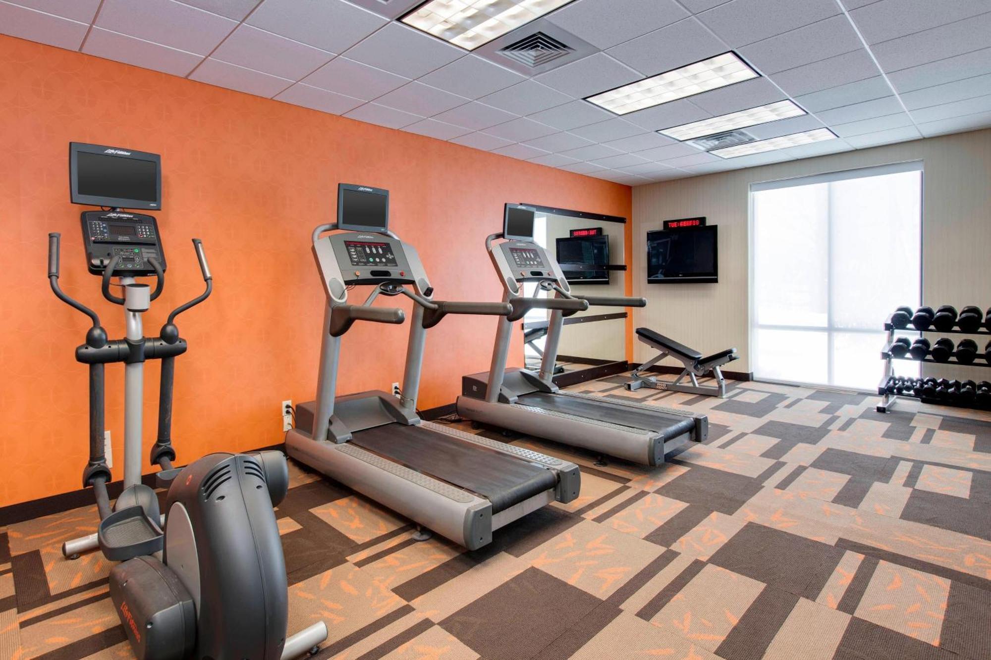 Courtyard Philadelphia Great Valley/Малвърн Екстериор снимка